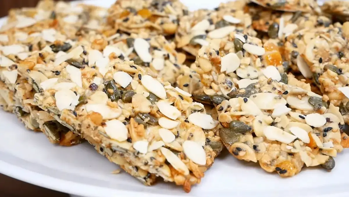 Bánh Mix Hạt